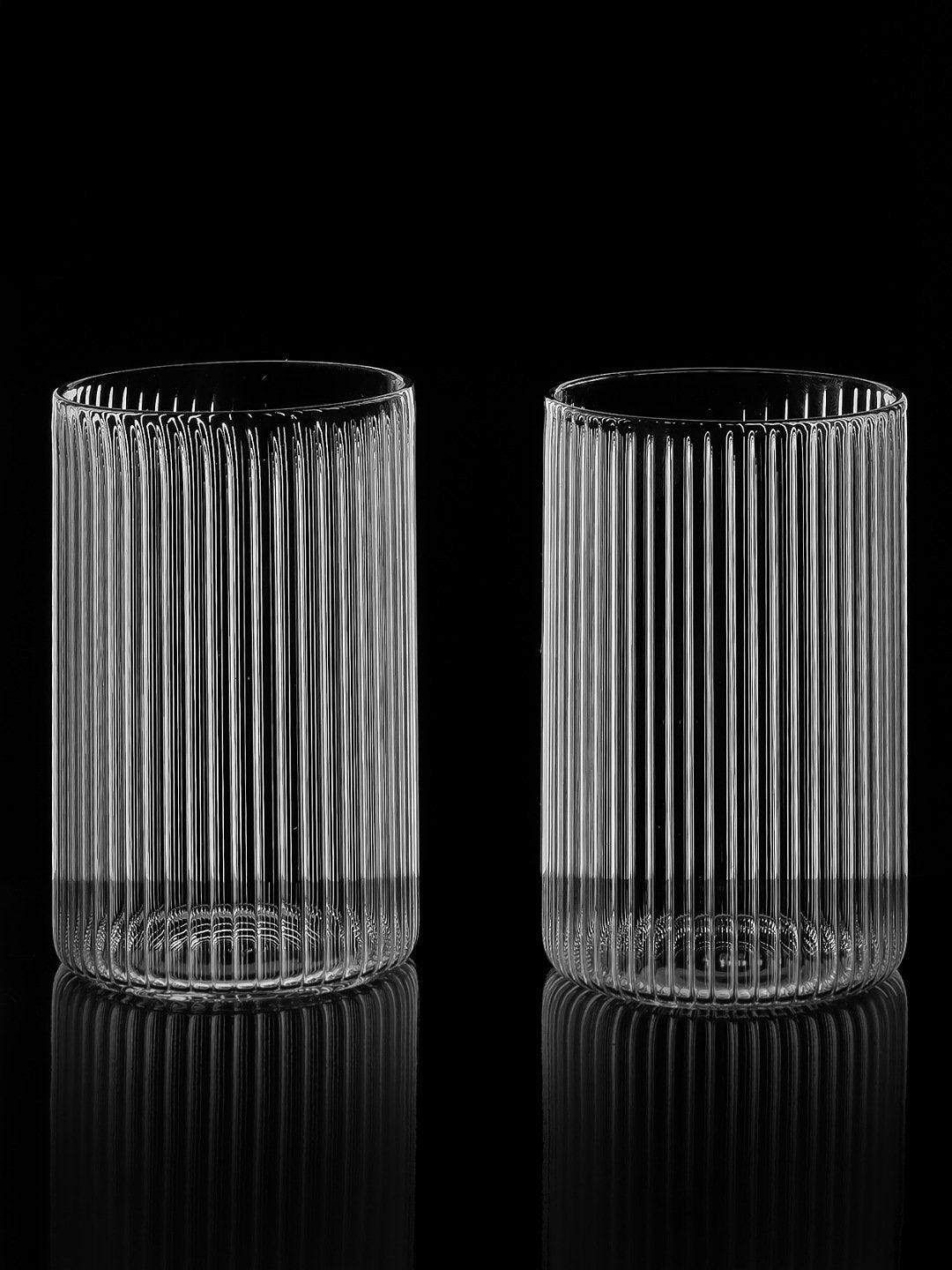 Thin Ribbed Clear Borosilicate Glasses - Borotechheight : 100 mm diameter: 65 mm ml capacity : 295 ml6TransparentG-205w clear